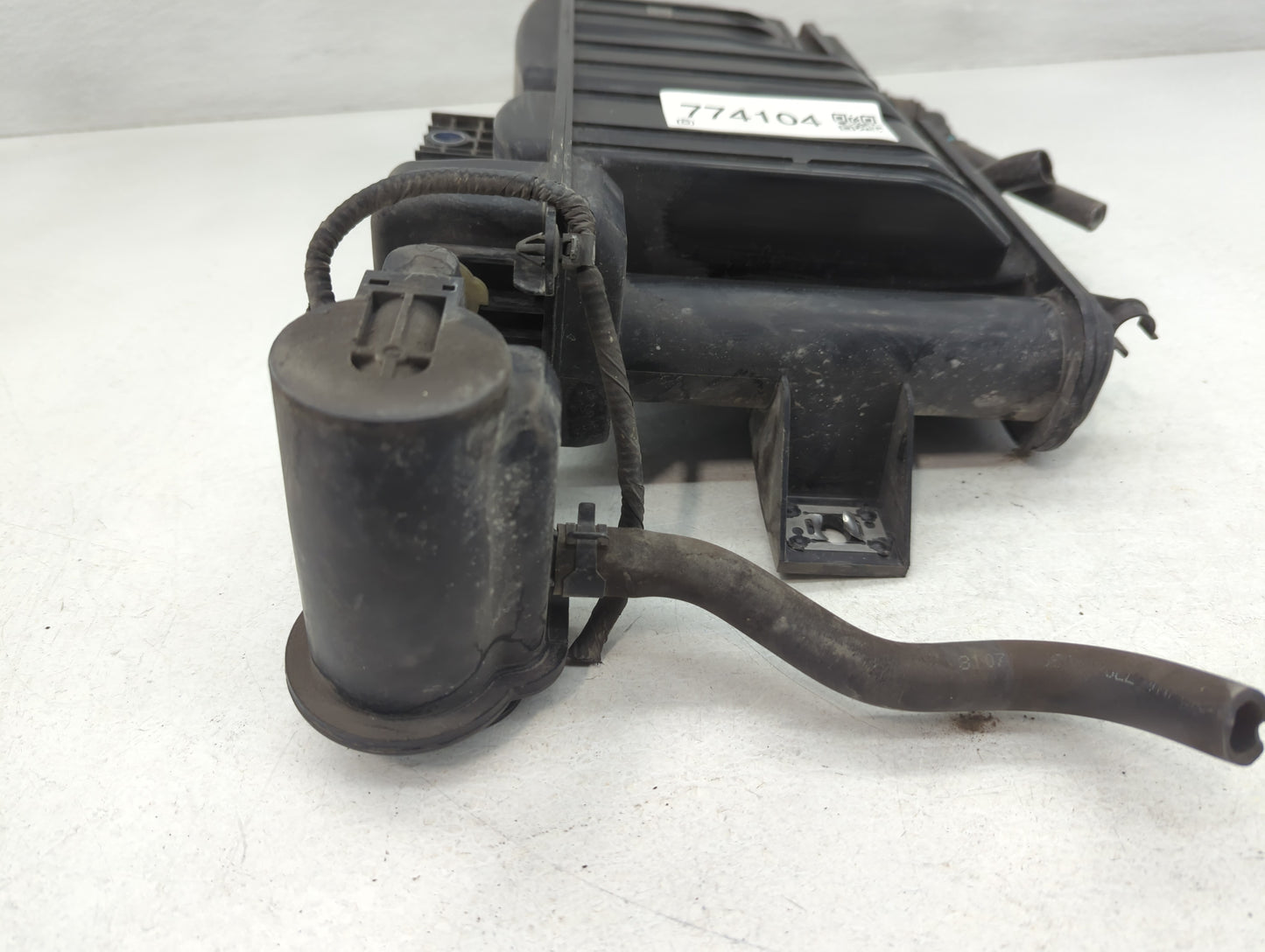 2017 Hyundai Elantra Fuel Vapor Charcoal Canister - Oemusedautoparts1.com