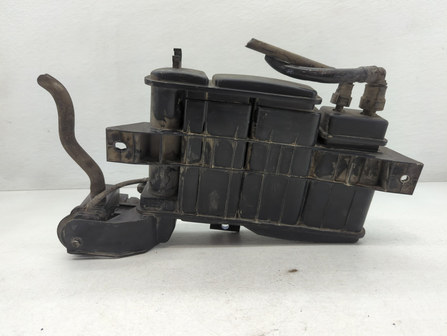 2017 Hyundai Elantra Fuel Vapor Charcoal Canister - Oemusedautoparts1.com