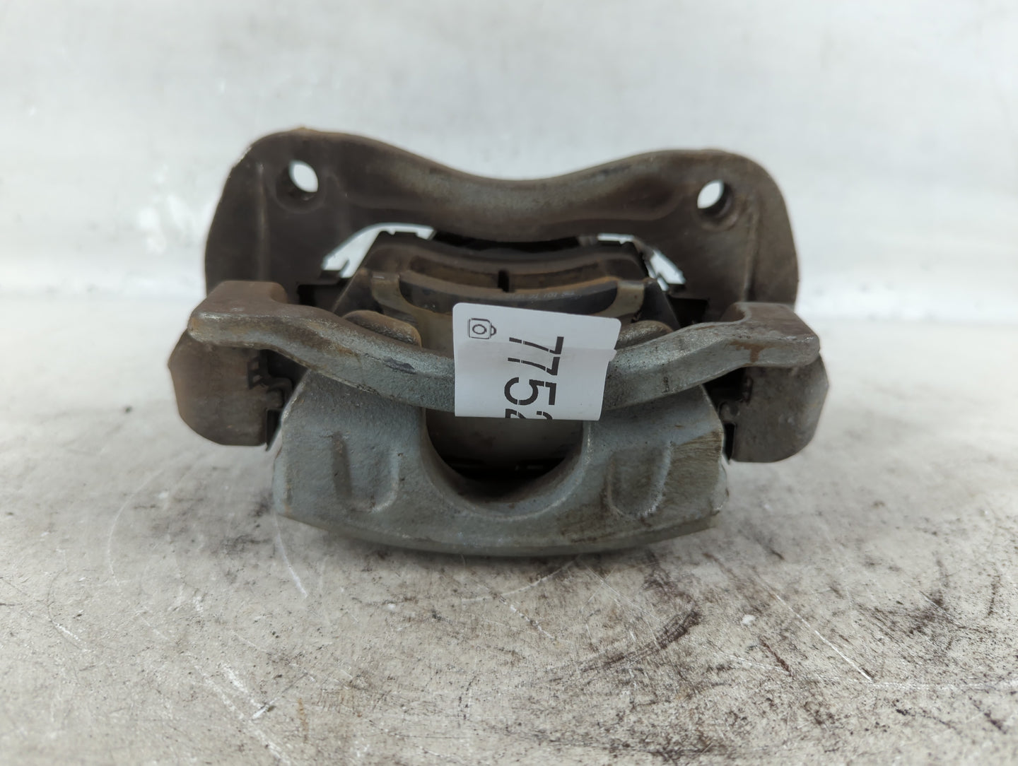 2017-2020 Hyundai Elantra Front Driver Left Brake Caliper - Oemusedautoparts1.com