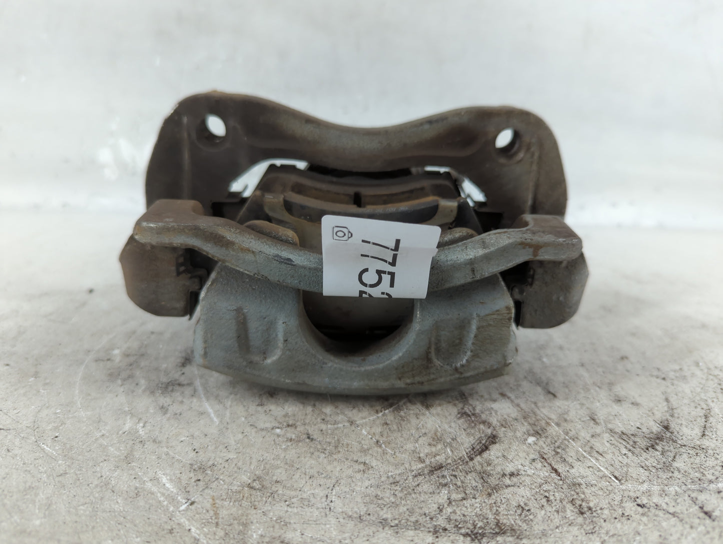 2017-2020 Hyundai Elantra Front Driver Left Brake Caliper - Oemusedautoparts1.com