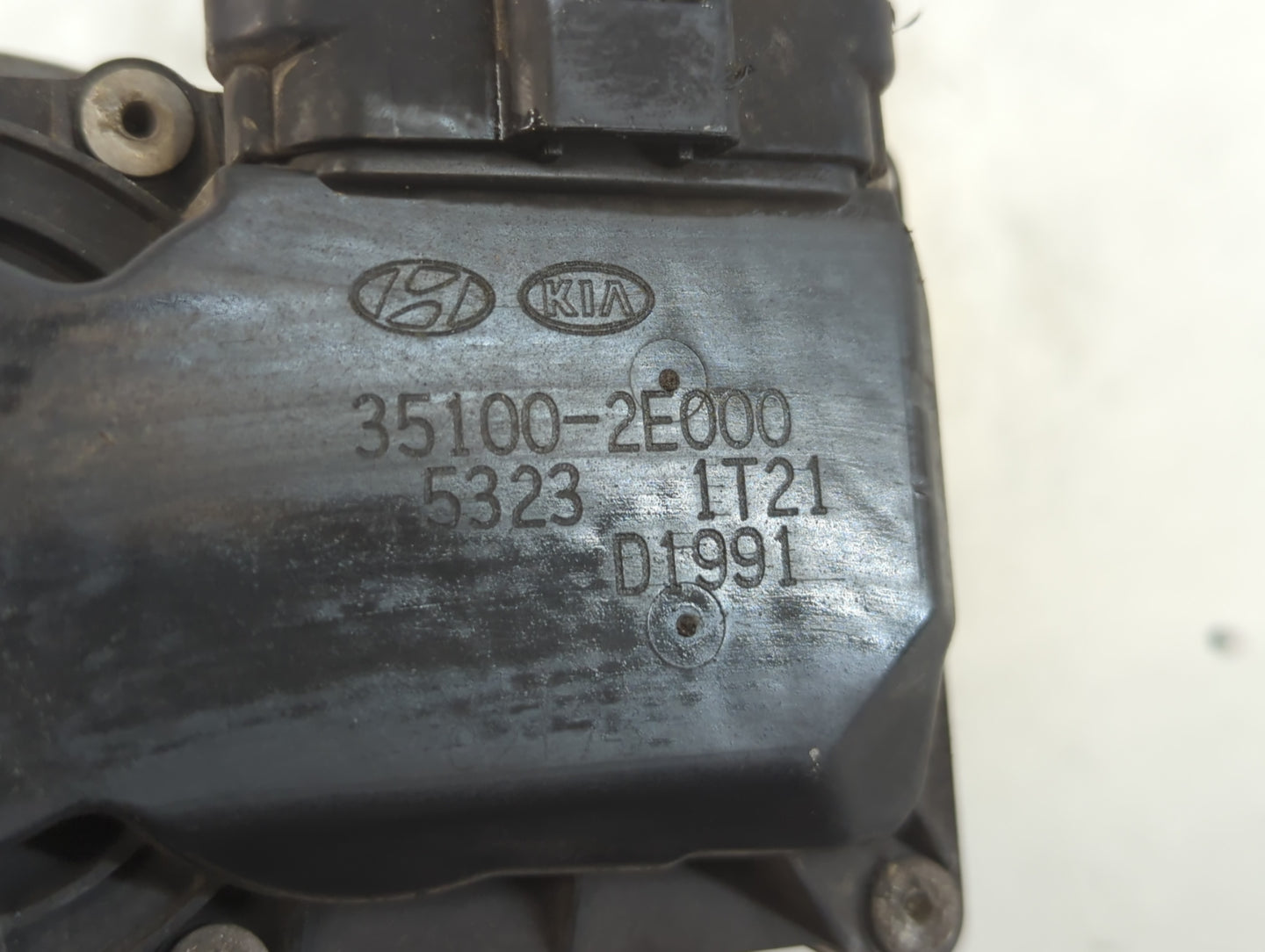 2011-2020 Hyundai Elantra Throttle Body P/N:35100-2E000 Fits Fits 2011 2012 2013 2014 2015 2016 2017 2018 2019 2020 2021 OEM