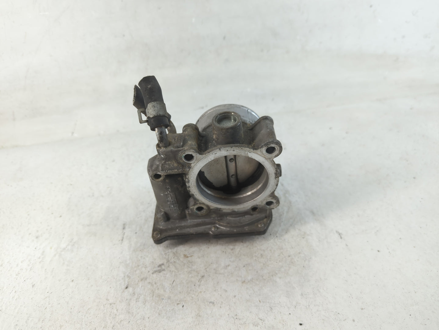 2011-2020 Hyundai Elantra Throttle Body P/N:35100-2E000 Fits Fits 2011 2012 2013 2014 2015 2016 2017 2018 2019 2020 2021 OEM