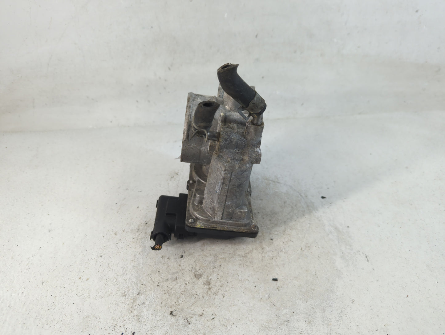 2011-2020 Hyundai Elantra Throttle Body P/N:5323 08B21 35100-2E000 Fits OEM Used Auto Parts - Oemusedautoparts1.com