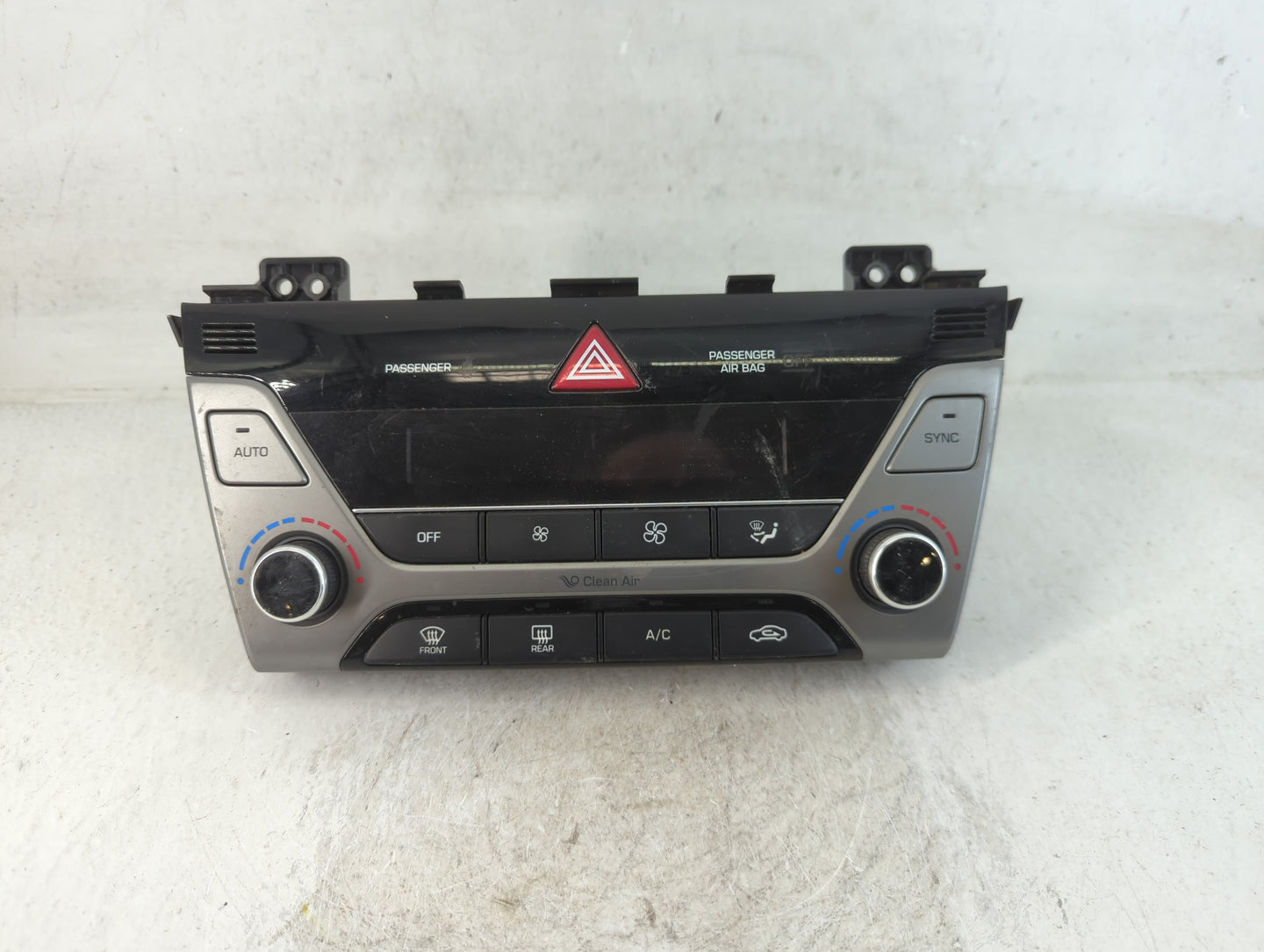 2017-2018 Hyundai Elantra Climate Control Module Temperature AC/Heater Replacement P/N:97250-F2230 Fits Fits 2017 2018 OEM U