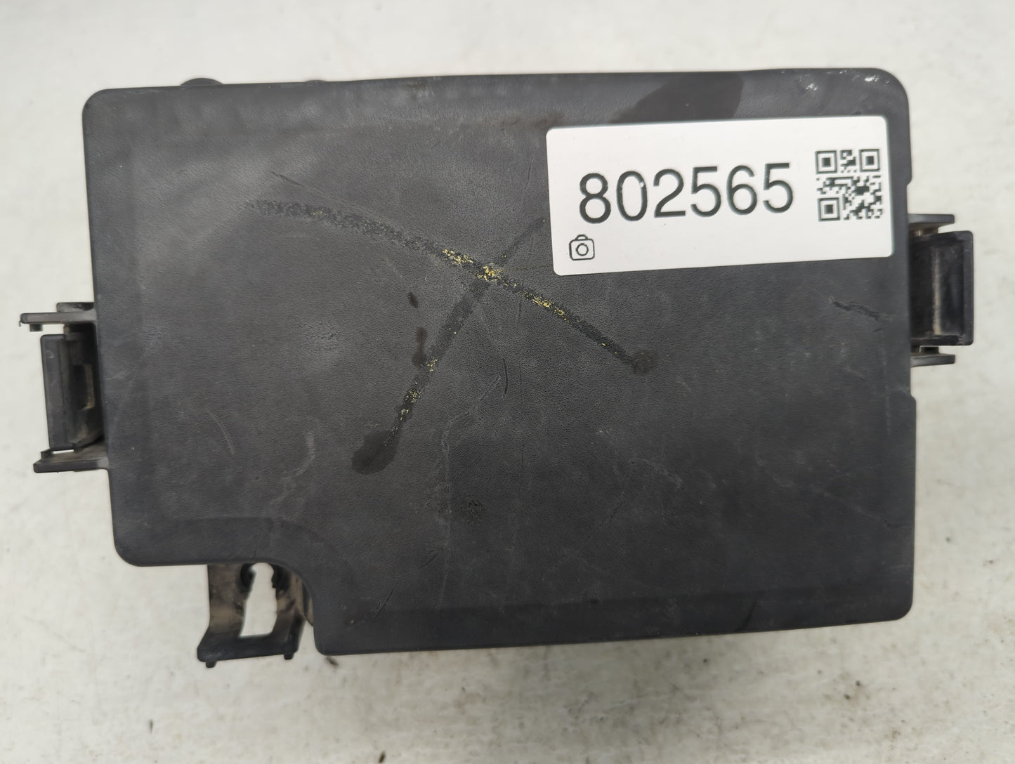 2017 Hyundai Elantra Fusebox Fuse Box Panel Relay Module P/N:VS91200F3020AA Fits OEM Used Auto Parts - Oemusedautoparts1.com