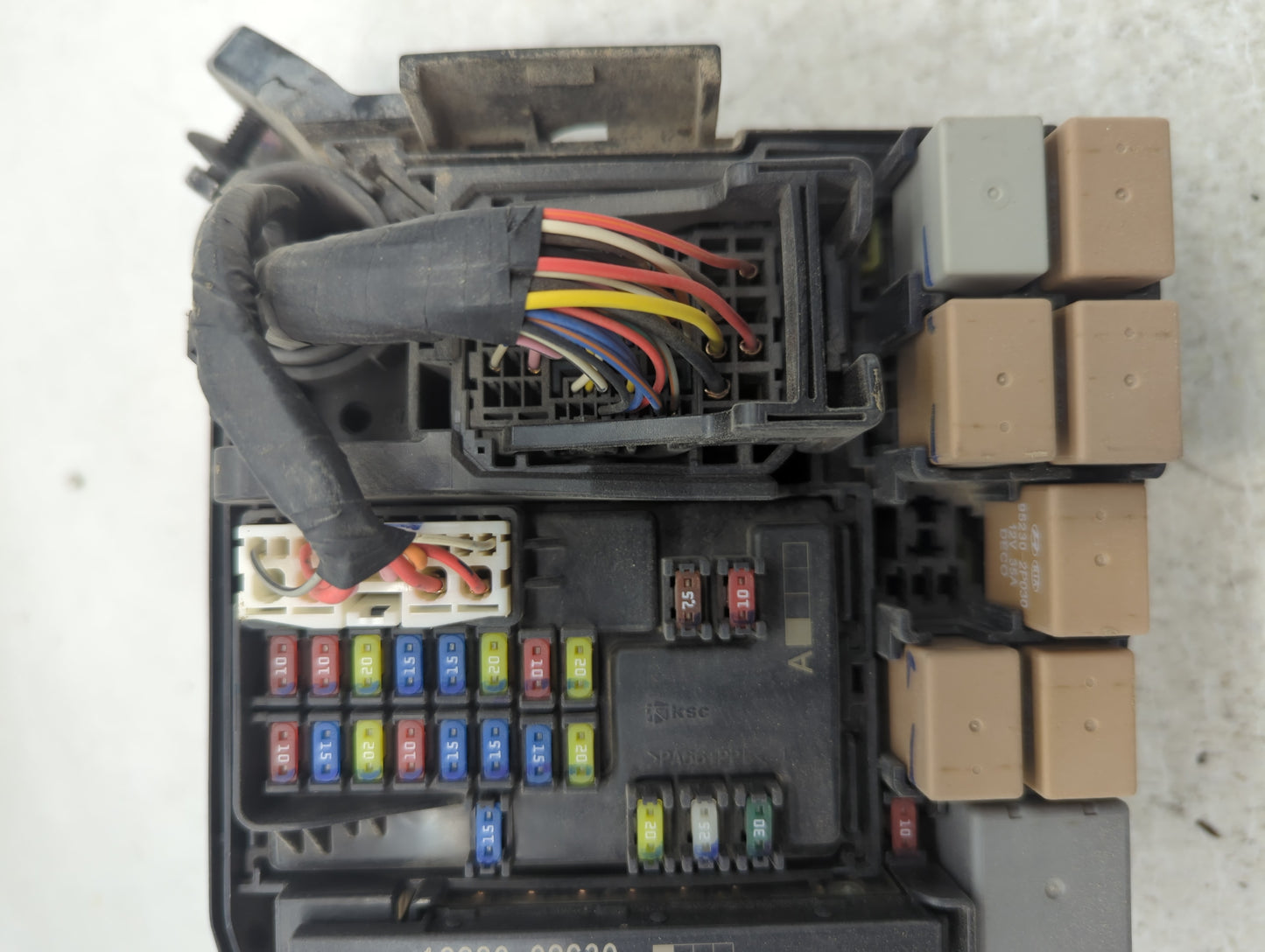2017 Hyundai Elantra Fusebox Fuse Box Panel Relay Module P/N:VS91200F3020AA Fits OEM Used Auto Parts - Oemusedautoparts1.com