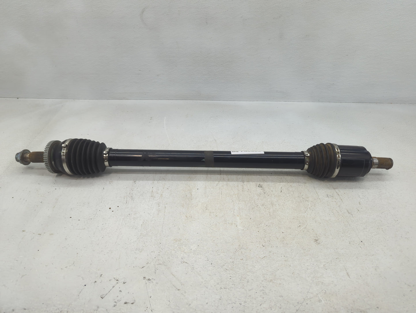 2017-2020 Hyundai Elantra Axle Shaft Front Driver Cv C/v - Oemusedautoparts1.com