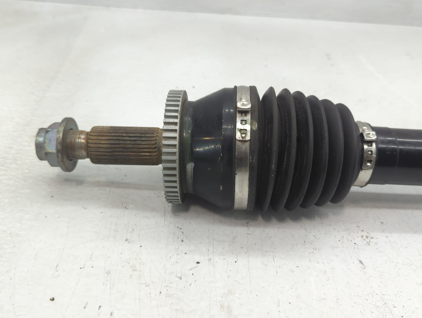 2017-2020 Hyundai Elantra Axle Shaft Front Driver Cv C/v - Oemusedautoparts1.com