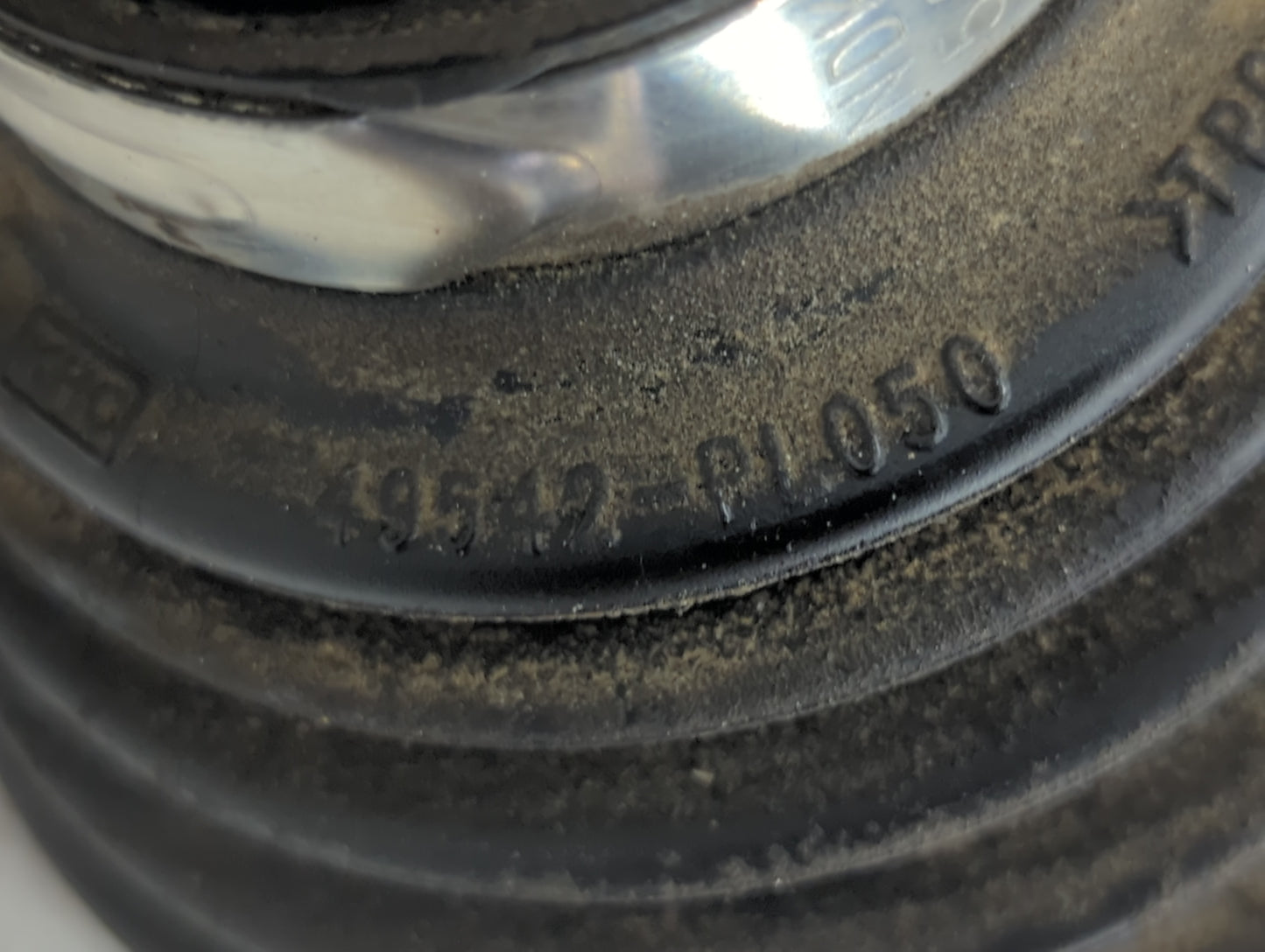 2017-2020 Hyundai Elantra Axle Shaft Front Driver Cv C/v - Oemusedautoparts1.com