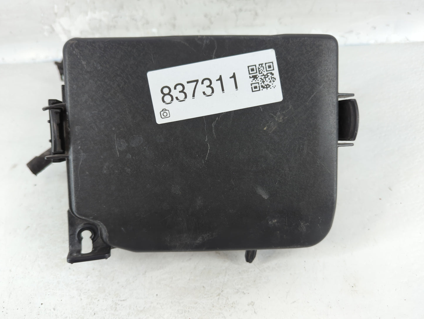 2016-2017 Hyundai Elantra Fusebox Fuse Box Panel Relay Module P/N:91248 A5240B Fits Fits 2016 2017 OEM Used Auto Parts - Oem