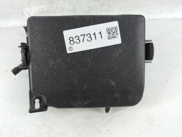 2016-2017 Hyundai Elantra Fusebox Fuse Box Panel Relay Module P/N:91248 A5240B Fits Fits 2016 2017 OEM Used Auto Parts - Oem