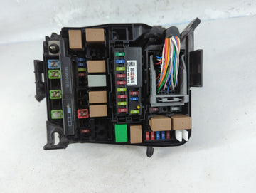 2016-2017 Hyundai Elantra Fusebox Fuse Box Panel Relay Module P/N:91248 A5240B Fits Fits 2016 2017 OEM Used Auto Parts