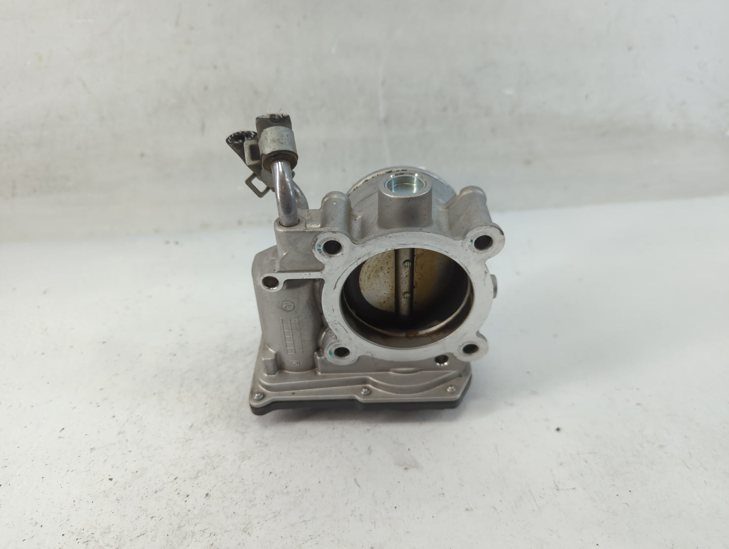 2011-2020 Hyundai Elantra Throttle Body P/N:35100-2E000 Fits Fits 2011 2012 2013 2014 2015 2016 2017 2018 2019 2020 2021 OEM