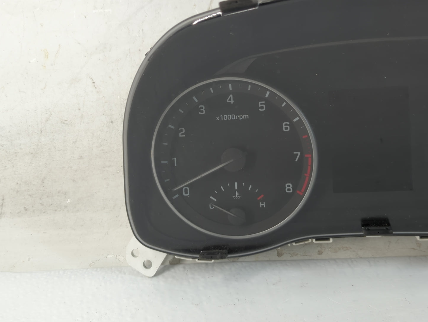 2017-2018 Hyundai Elantra Instrument Cluster Speedometer Gauges P/N:94001-F3010 TN157580-01011H Fits Fits 2017 2018 OEM Used