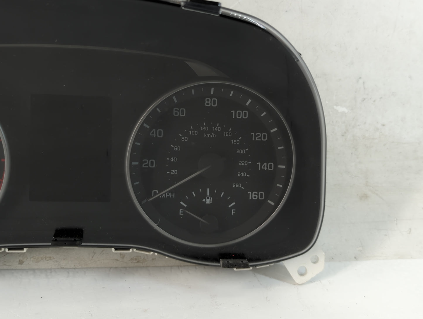 2017-2018 Hyundai Elantra Instrument Cluster Speedometer Gauges P/N:94001-F3010 TN157580-01011H Fits Fits 2017 2018 OEM Used