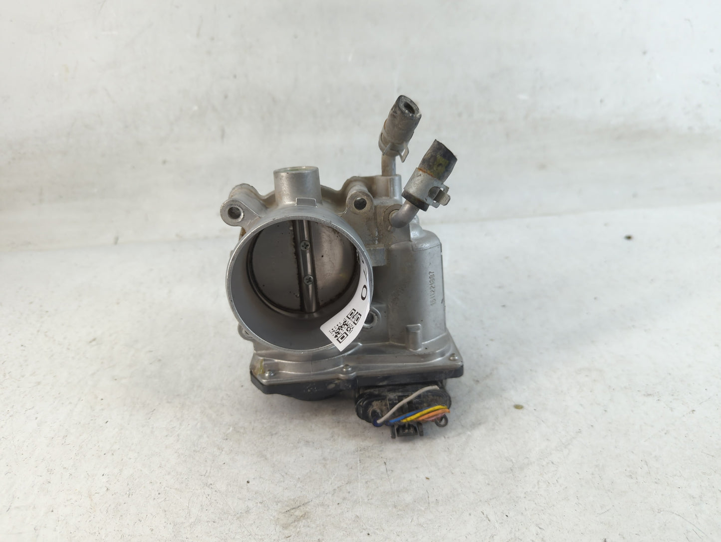 2017-2020 Hyundai Elantra Throttle Body P/N:35100-2E000 Fits Fits 2015 2016 2017 2018 2019 2020 2021 2022 OEM Used Auto Part
