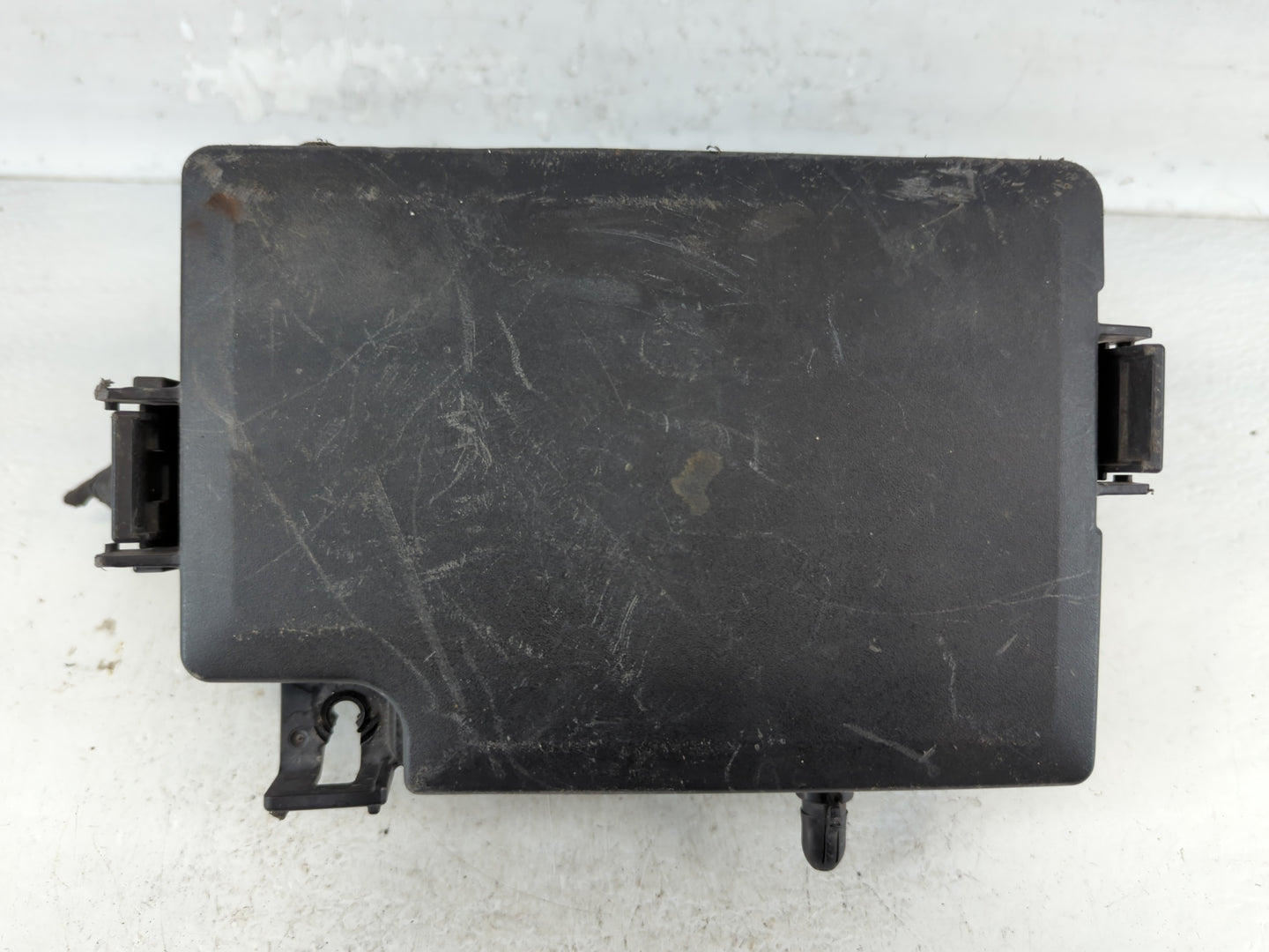 2017 Hyundai Elantra Fusebox Fuse Box Panel Relay Module P/N:91203 F2260 Fits OEM Used Auto Parts - Oemusedautoparts1.com