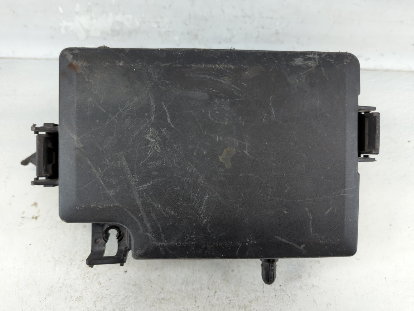 2017 Hyundai Elantra Fusebox Fuse Box Panel Relay Module P/N:91203 F2260 Fits OEM Used Auto Parts - Oemusedautoparts1.com