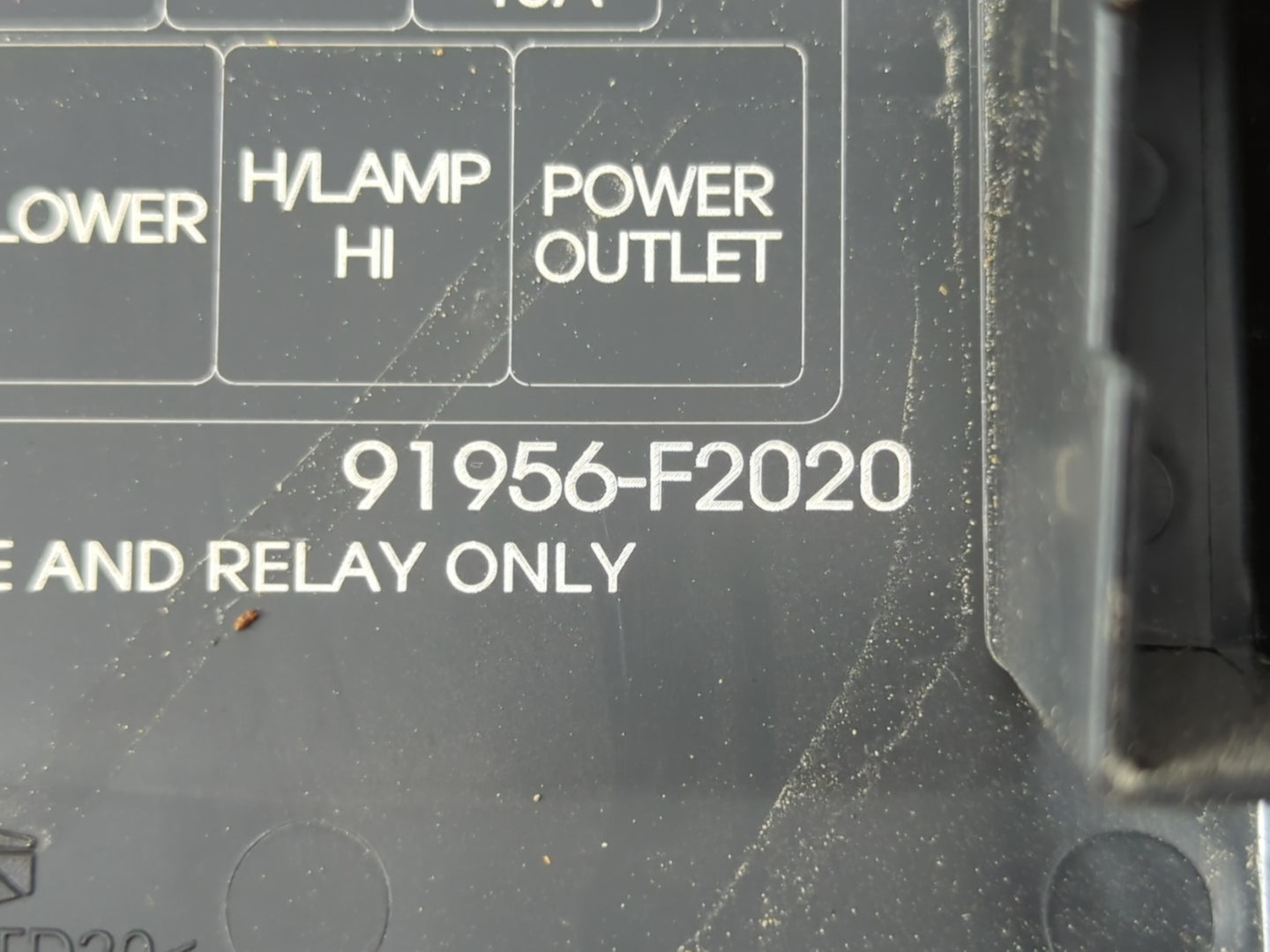 2017 Hyundai Elantra Fusebox Fuse Box Panel Relay Module P/N:91956-F2020 Fits OEM Used Auto Parts - Oemusedautoparts1.com