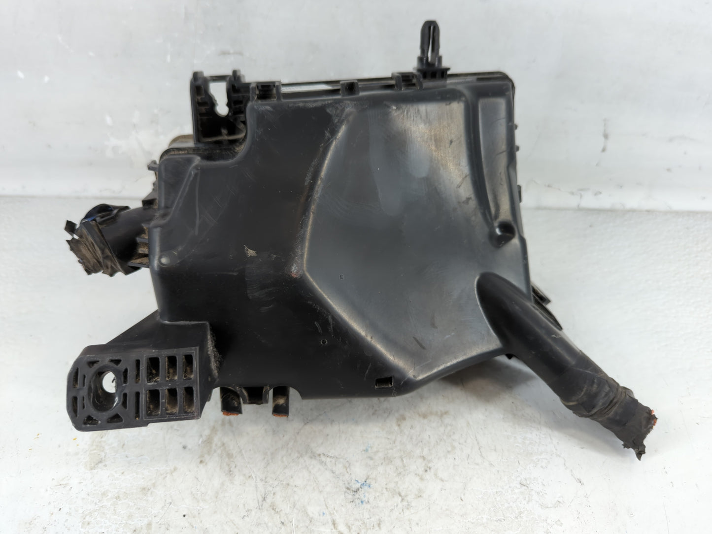 2017 Hyundai Elantra Fusebox Fuse Box Panel Relay Module P/N:91956-F2020 Fits OEM Used Auto Parts - Oemusedautoparts1.com