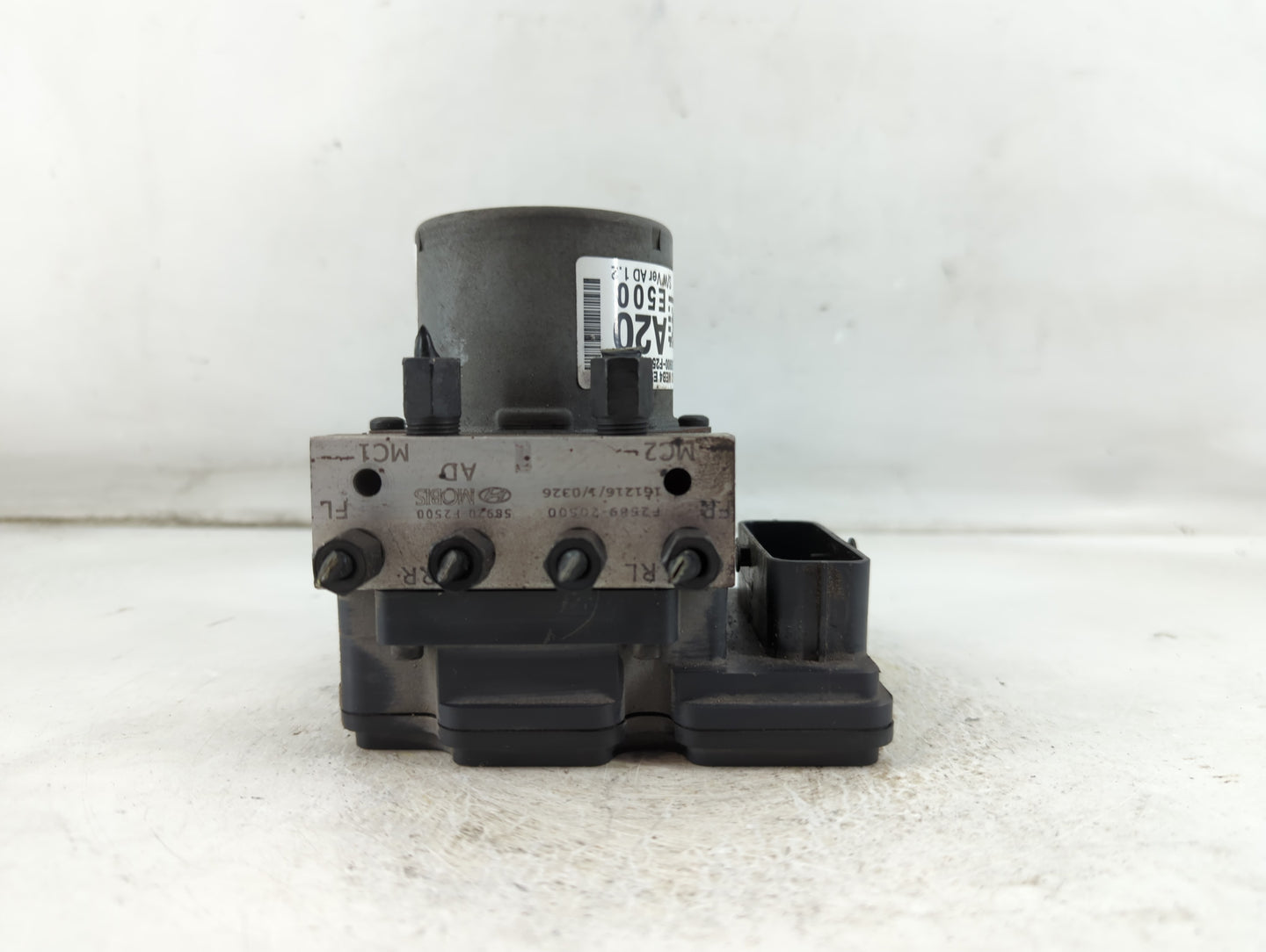 2017-2019 Hyundai Elantra ABS Pump Control Module Replacement P/N:58900-F2500 Fits Fits 2017 2018 2019 OEM Used Auto Parts -