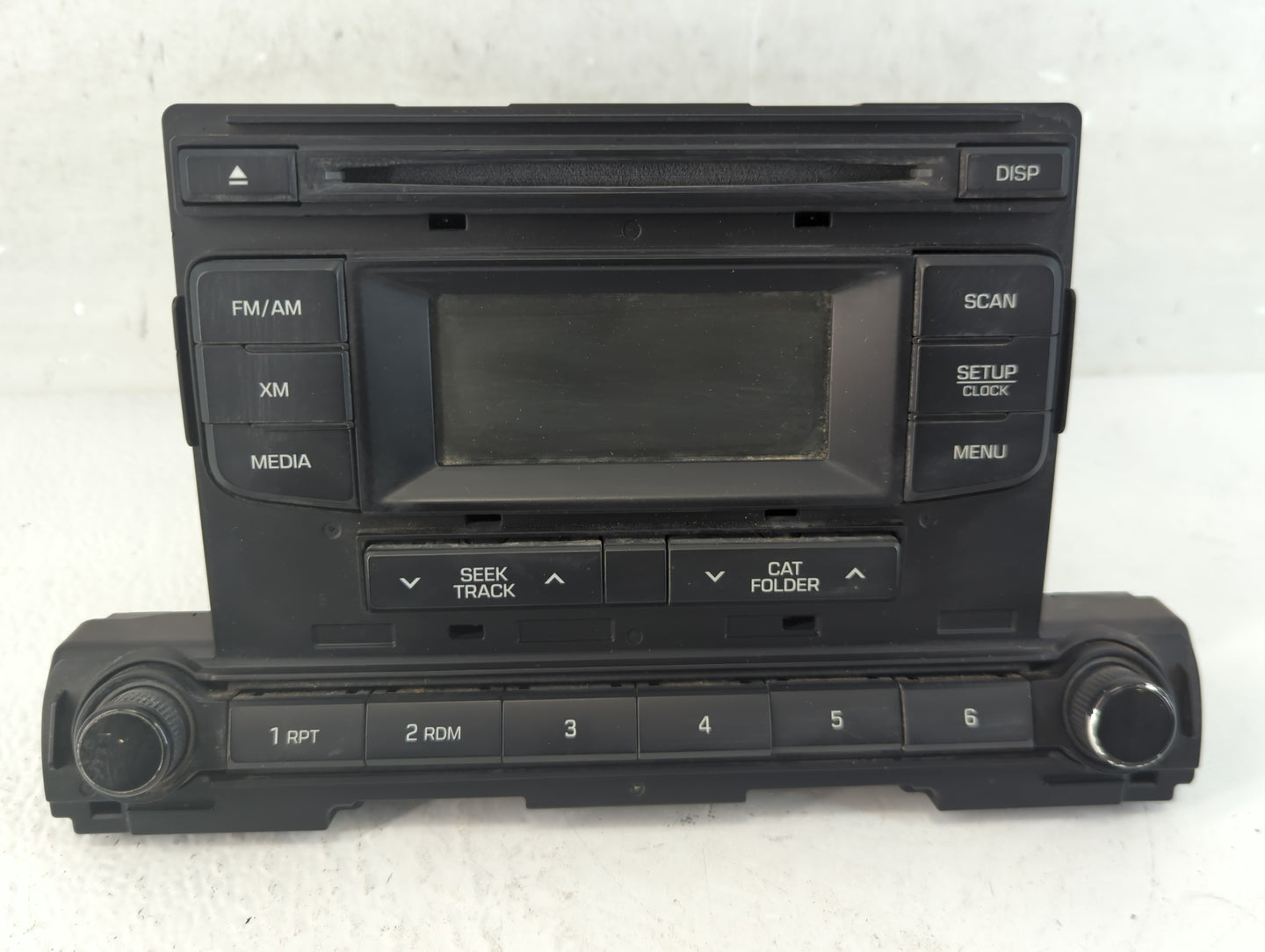 2017-2018 Hyundai Elantra Radio AM FM Cd Player Receiver Replacement P/N:96170-F2100UAT Fits Fits 2017 2018 OEM Used Auto Pa
