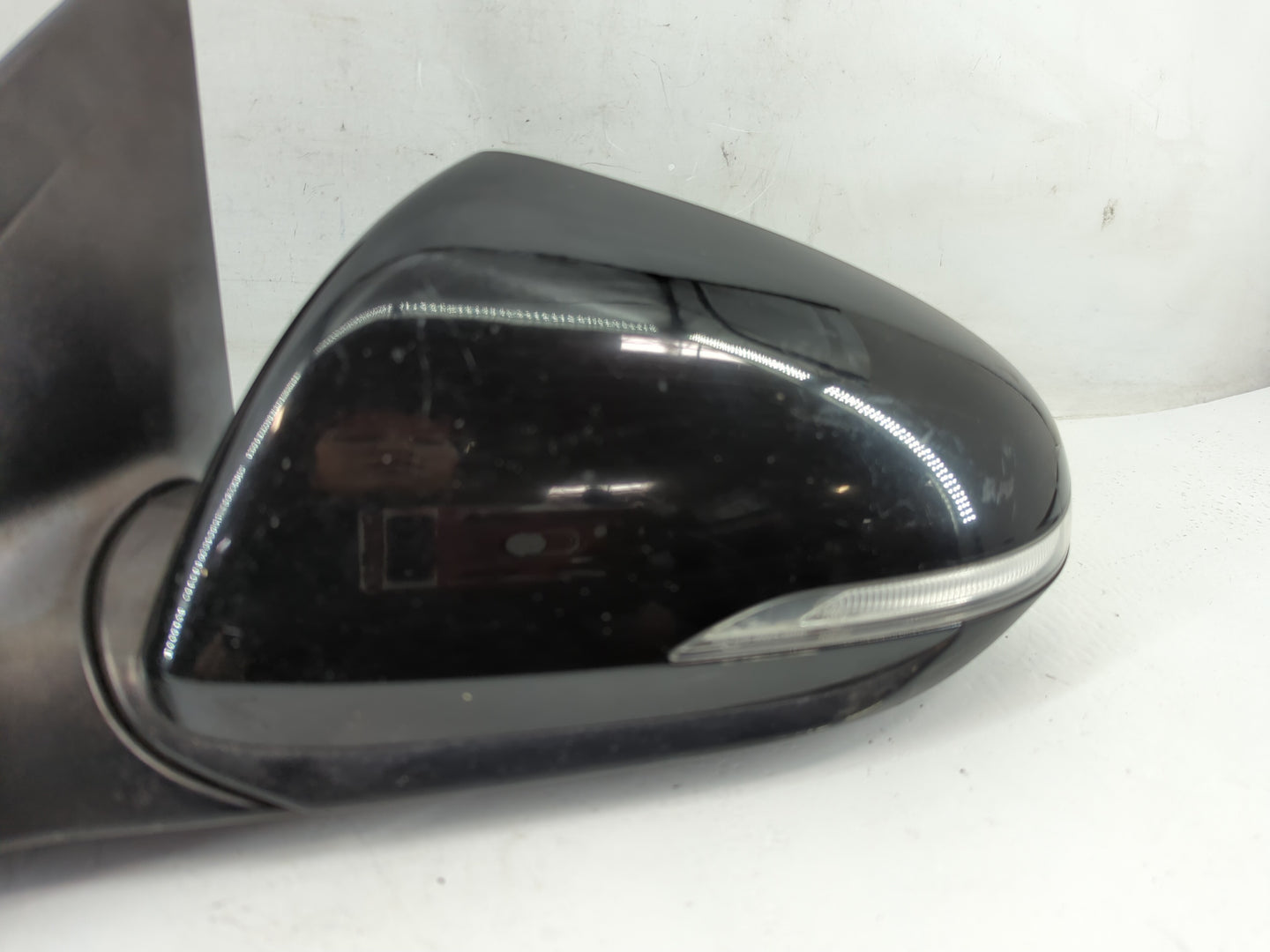 2017-2018 Hyundai Elantra Driver Side View Mirror - Left Door Mirror OEM Used - Oemusedautoparts1.com