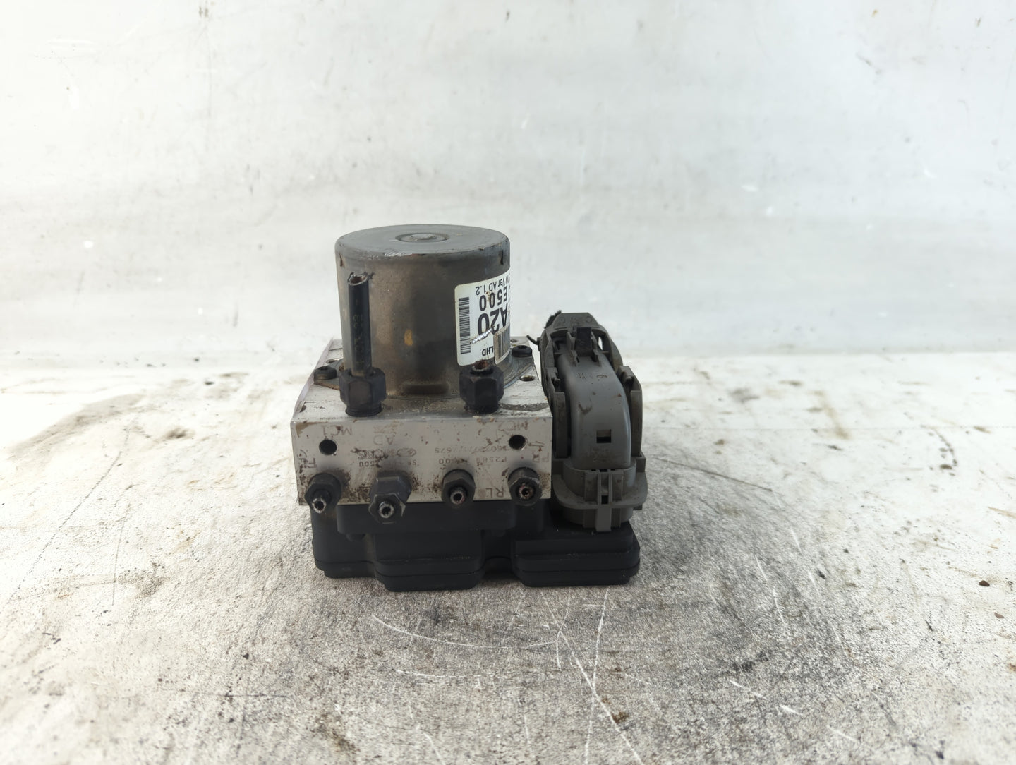 2017-2019 Hyundai Elantra ABS Pump Control Module Replacement P/N:61589-45200 Fits Fits 2017 2018 2019 OEM Used Auto Parts -