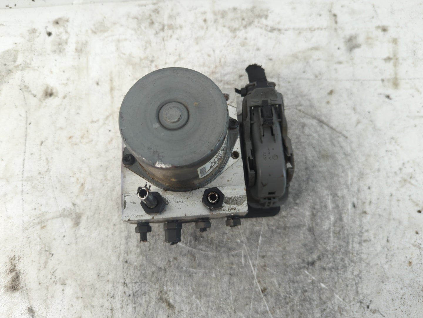 2017-2019 Hyundai Elantra ABS Pump Control Module Replacement P/N:61589-45200 Fits Fits 2017 2018 2019 OEM Used Auto Parts -