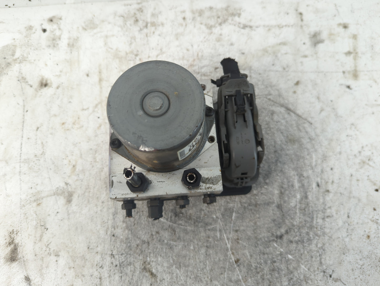 2017-2019 Hyundai Elantra ABS Pump Control Module Replacement P/N:61589-45200 Fits Fits 2017 2018 2019 OEM Used Auto Parts -