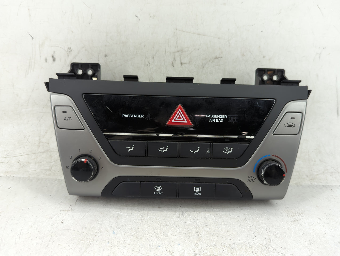 2017 Hyundai Elantra Climate Control Module Temperature AC/Heater Replacement P/N:97250-F20614X 97250-F2XXX Fits OEM Used Au