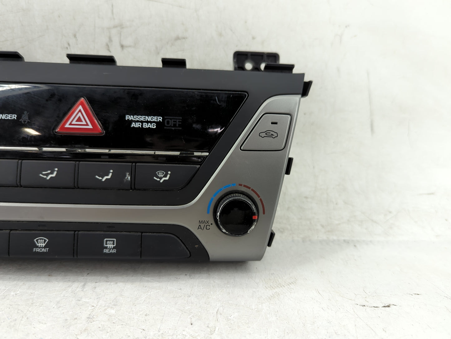 2017 Hyundai Elantra Climate Control Module Temperature AC/Heater Replacement P/N:97250-F20614X 97250-F2XXX Fits OEM Used Au