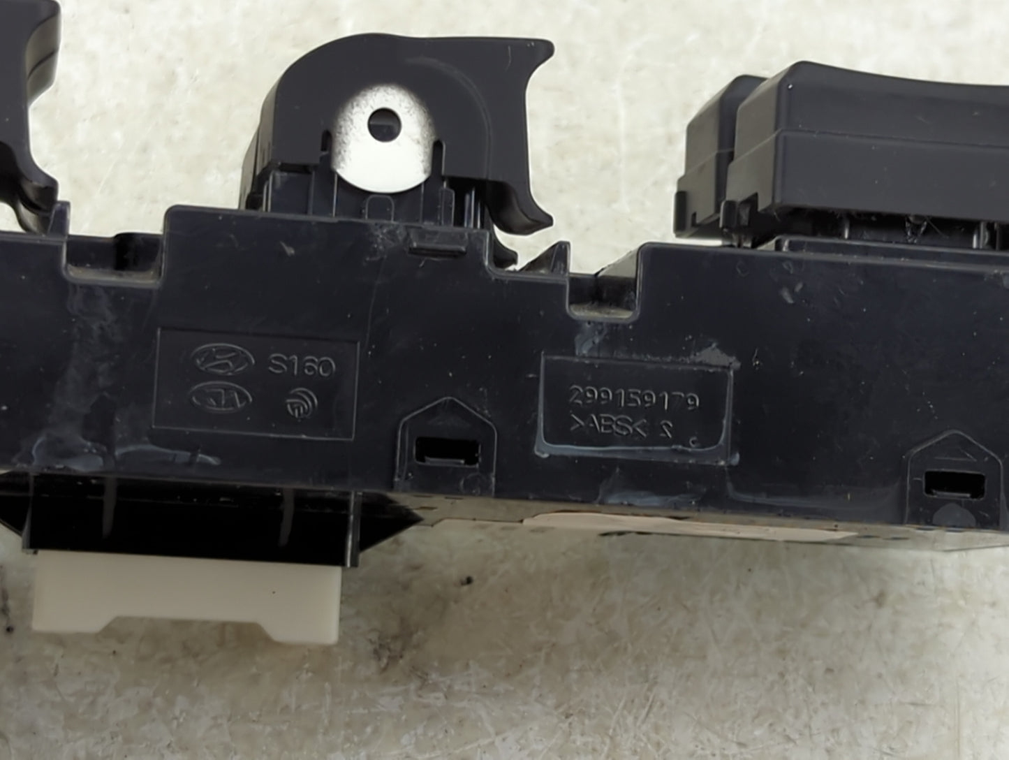 2017 Hyundai Elantra Master Power Window Switch Replacement Driver Side Left P/N:93570-F2100 299159179 Fits OEM Used Auto Pa