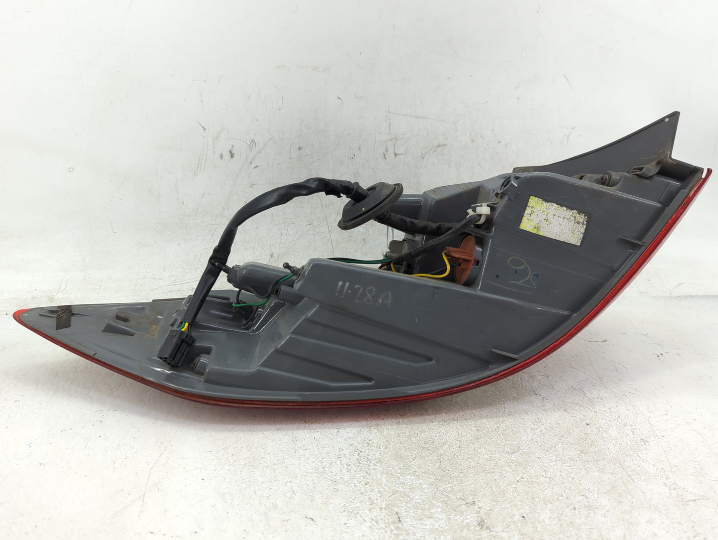2017 Hyundai Elantra Passenger Right Side Deck Lid Mounted Tail Light - Oemusedautoparts1.com
