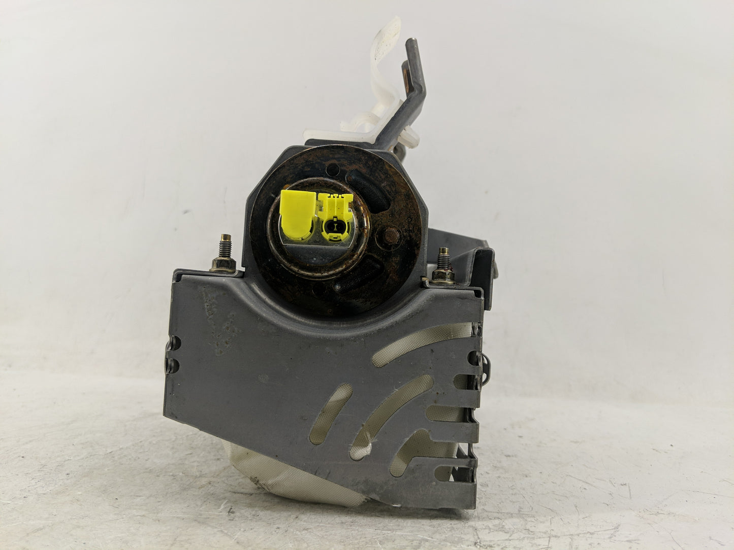 2017 Hyundai Elantra Gt Air Bag Driver Left Knee Oem 1226625 - Oemusedautoparts1.com
