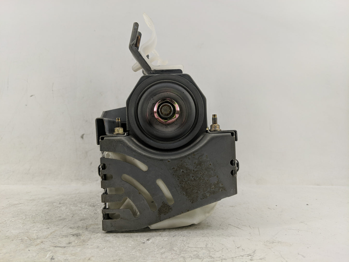 2017 Hyundai Elantra Gt Air Bag Driver Left Knee Oem 1226625 - Oemusedautoparts1.com