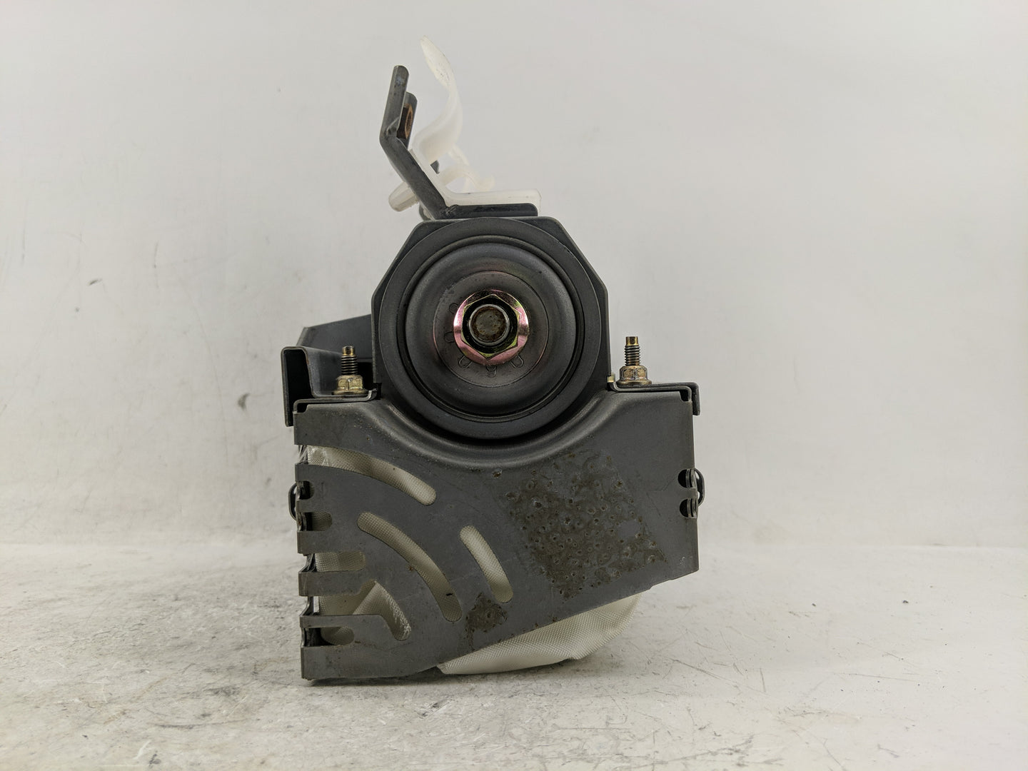 2017 Hyundai Elantra Gt Air Bag Driver Left Knee Oem 1226625 - Oemusedautoparts1.com