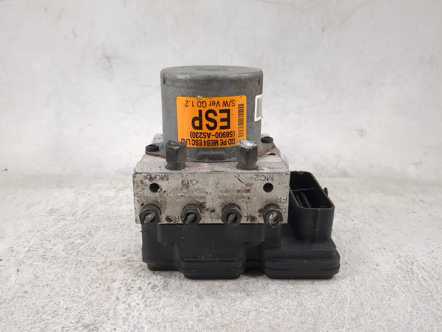 2016-2017 Hyundai Elantra Gt ABS Pump Control Module Replacement P/N:58900-A5230 58920-A5230, AS569-30800 Fits Fits 2016 201
