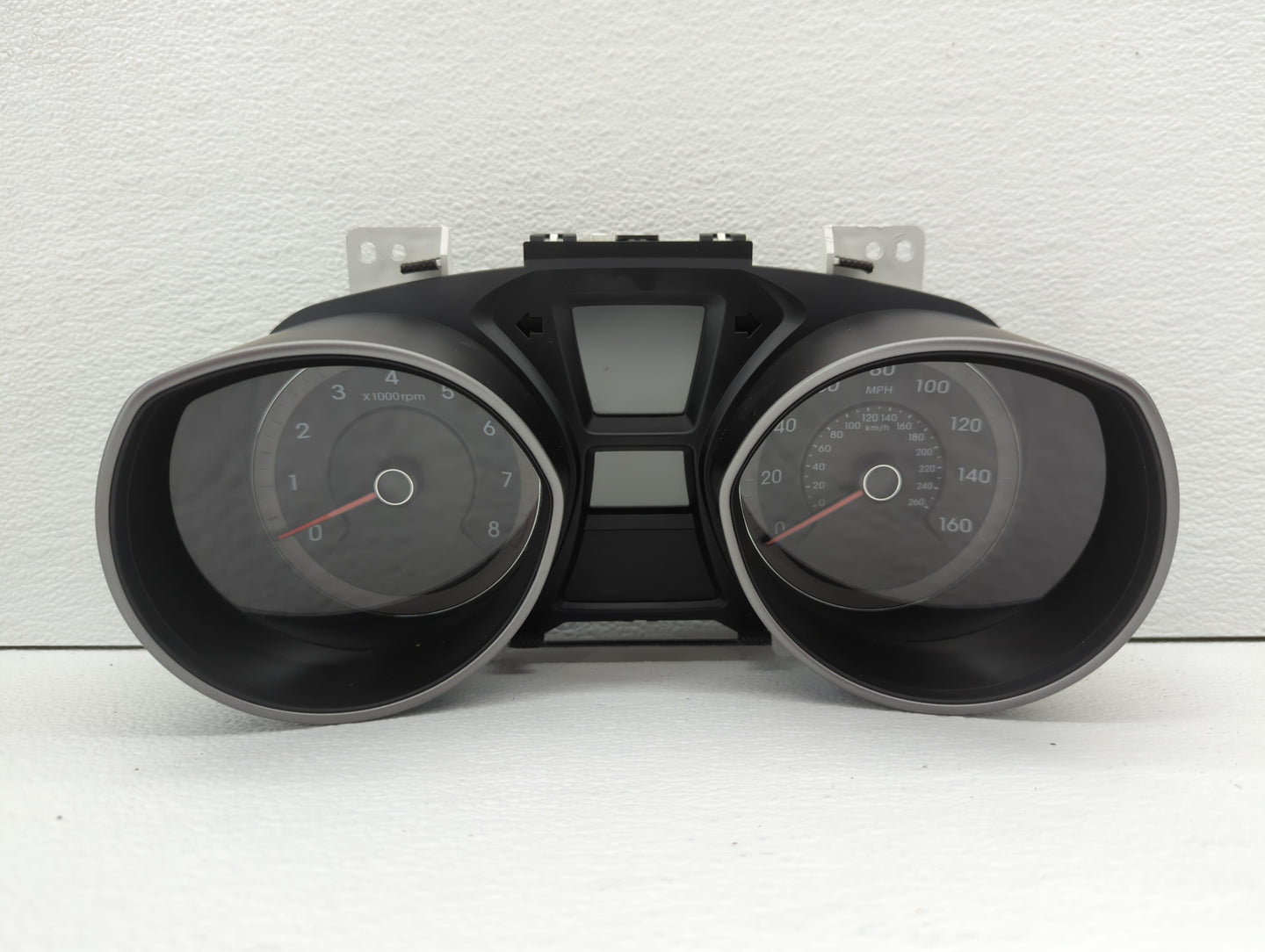 2016-2017 Hyundai Elantra Gt Instrument Cluster Speedometer Gauges P/N:94004-A5610 Fits Fits 2016 2017 OEM Used Auto Parts -