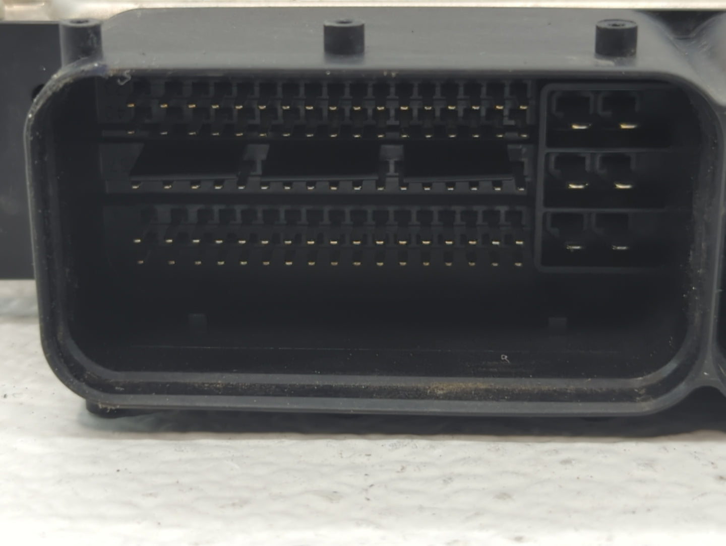 2016-2017 Hyundai Elantra Gt PCM Engine Control Computer ECU ECM PCU OEM P/N:39133-2EGB1 Fits Fits 2016 2017 OEM Used Auto P