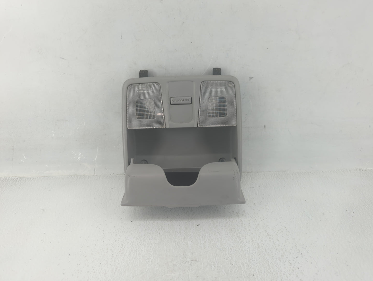 2017 Hyundai Elantra Gt Overhead Roof Console - Oemusedautoparts1.com