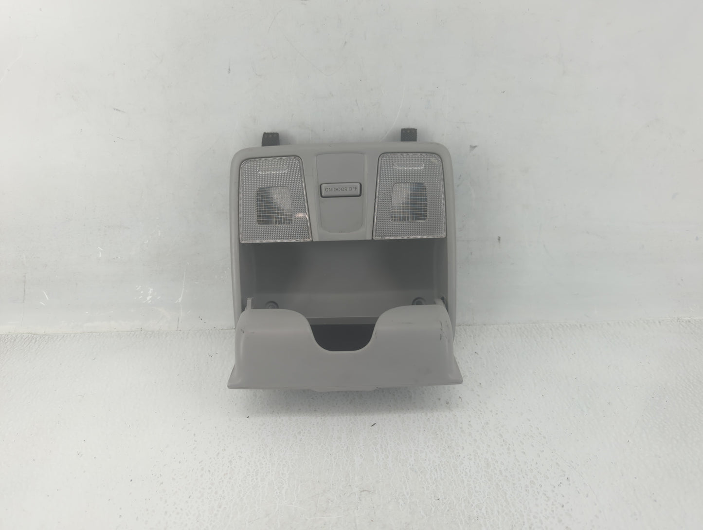 2017 Hyundai Elantra Gt Overhead Roof Console - Oemusedautoparts1.com