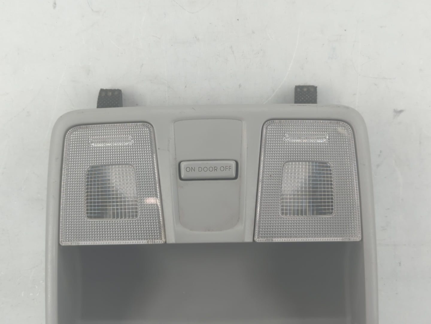 2017 Hyundai Elantra Gt Overhead Roof Console - Oemusedautoparts1.com