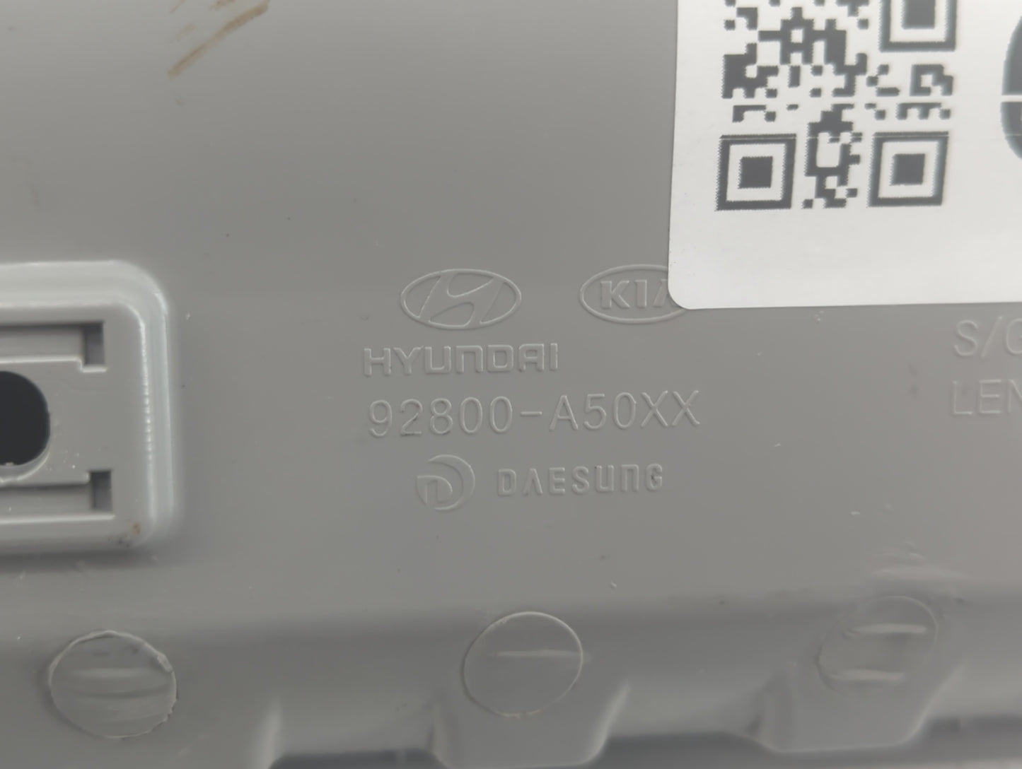 2017 Hyundai Elantra Gt Overhead Roof Console - Oemusedautoparts1.com