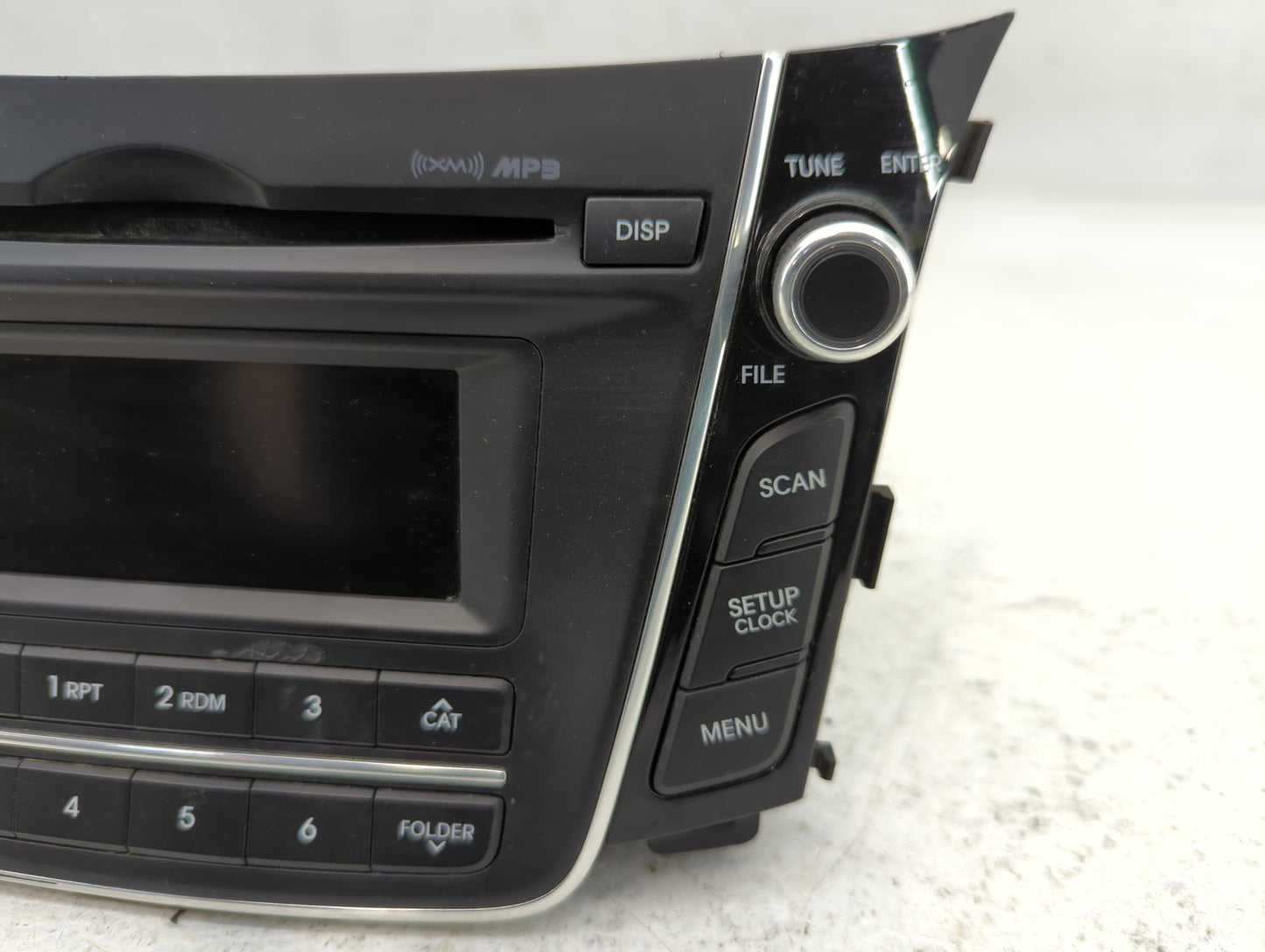 2016-2017 Hyundai Elantra Gt Radio AM FM Cd Player Receiver Replacement P/N:96170-A5260GU Fits Fits 2016 2017 OEM Used Auto 