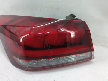 2017 Hyundai Genesis Tail Light Assembly Driver Left OEM P/N:92401-B1 92401-B1540 Fits OEM Used Auto Parts