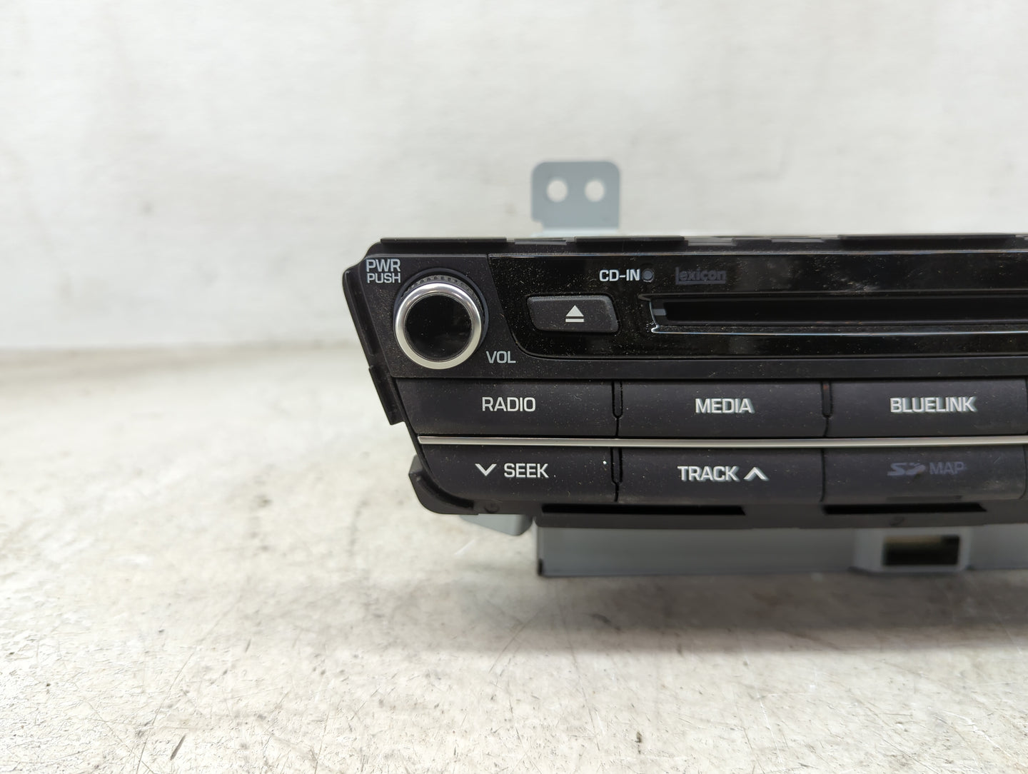 2017 Hyundai Genesis Radio AM FM Cd Player Receiver Replacement P/N:96560-B1ED04X AT240B1AN, TQ8-AT240B1AN Fits OEM Used Aut