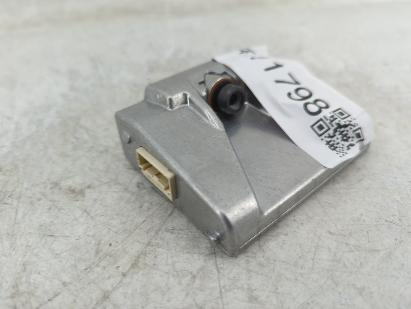 2017-2019 Hyundai Ioniq Back Up Sensor Backup Camera - Oemusedautoparts1.com