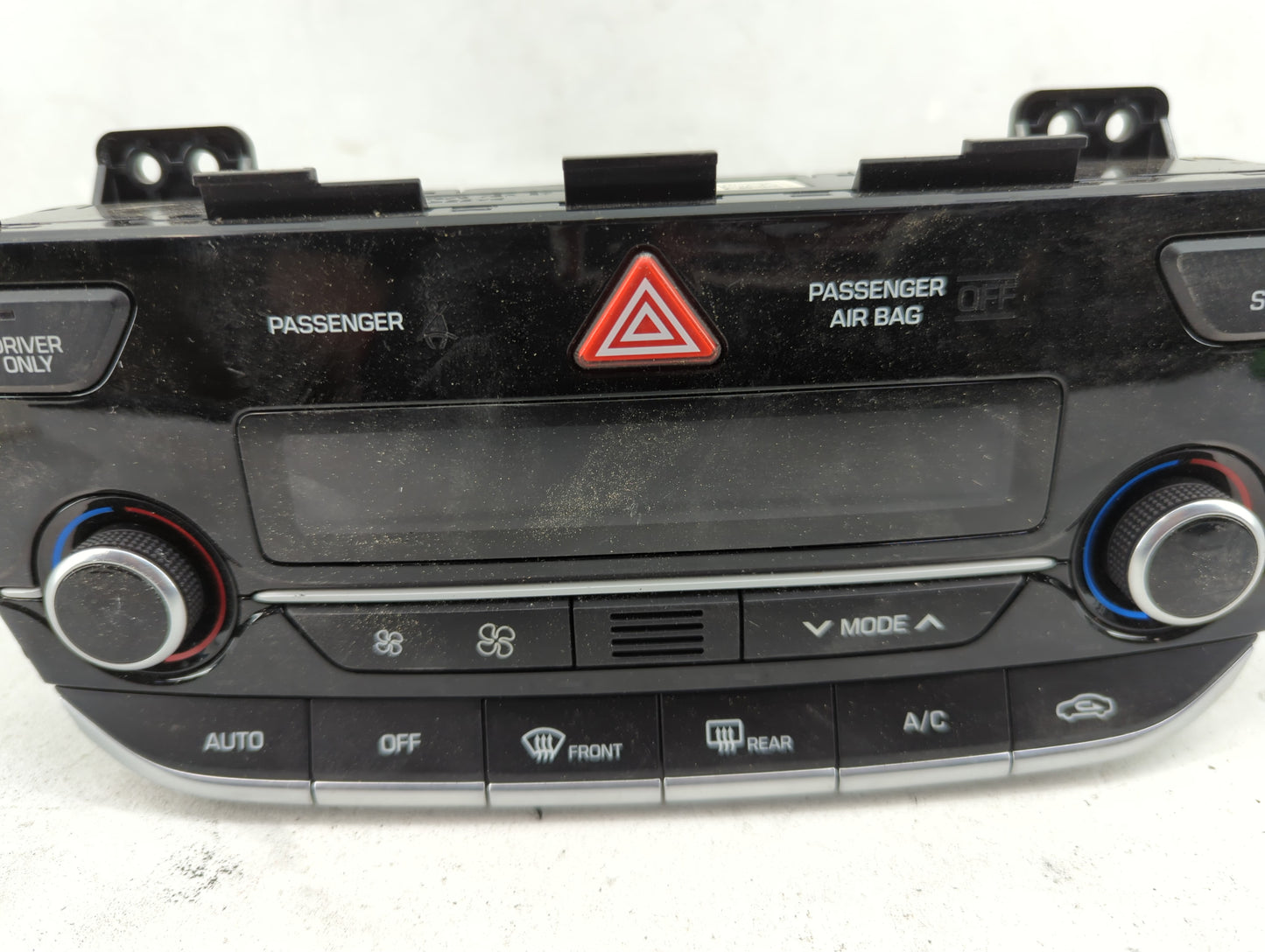 2017-2019 Hyundai Ioniq Climate Control Module Temperature AC/Heater Replacement P/N:97250-G2070WMP Fits Fits 2017 2018 2019