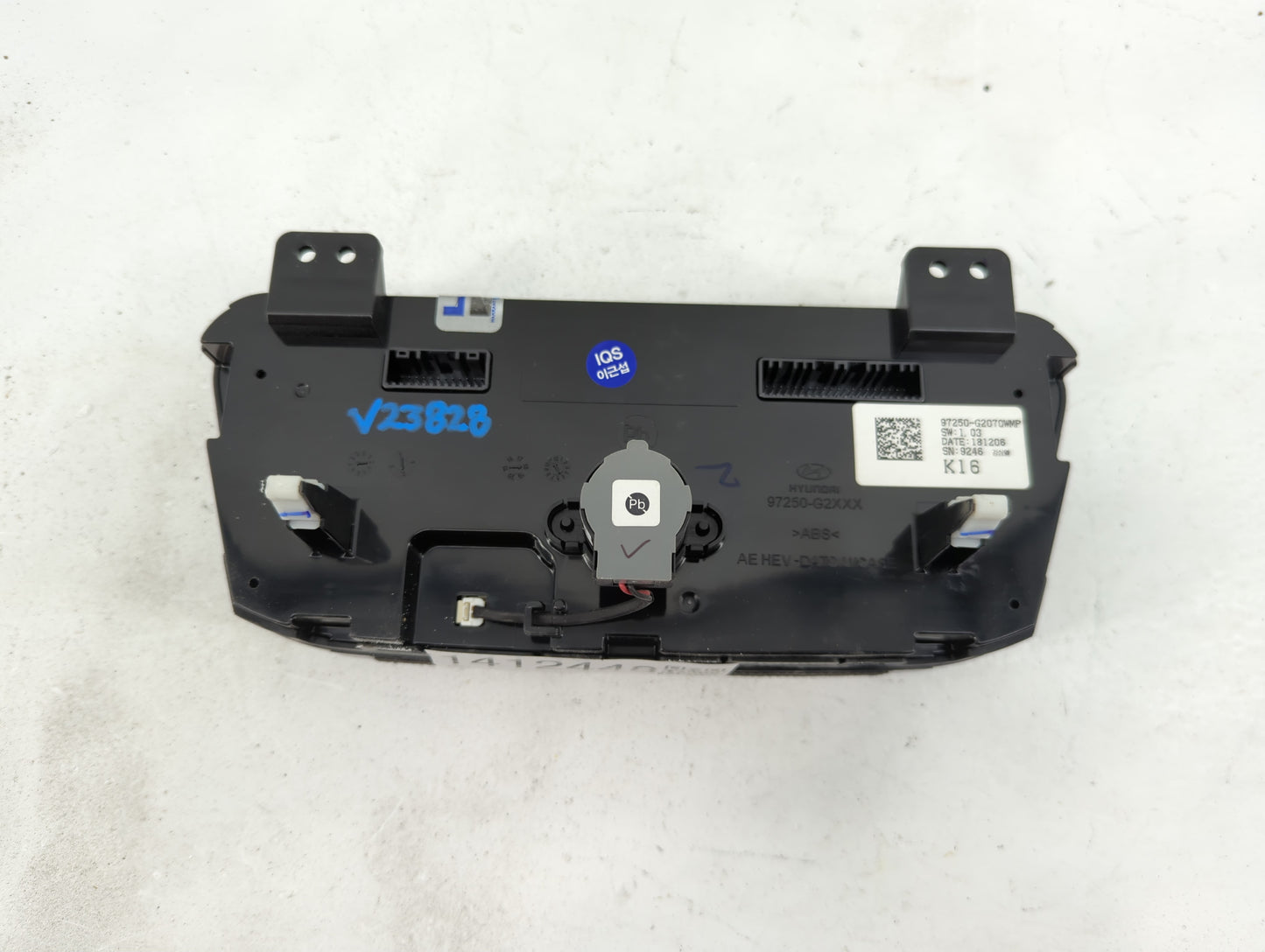2017-2019 Hyundai Ioniq Climate Control Module Temperature AC/Heater Replacement P/N:97250-G2070WMP Fits Fits 2017 2018 2019